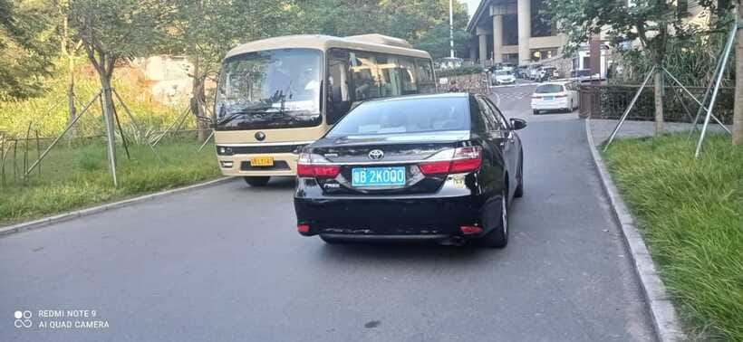 1 day Car Hire in Shenzhen with Driver (10 hours) - A small but important meeting-point warning