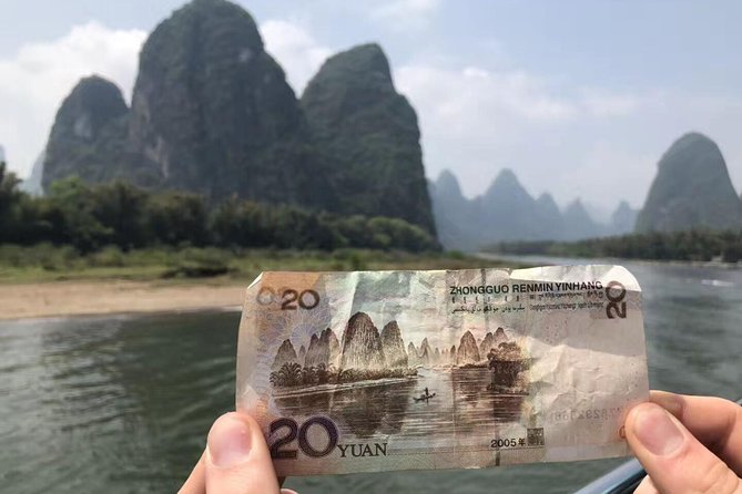 1-Day Guilin Tour to Reed Flute Cave, Xianggong Hill, Bamboo Boat and Night Show - Xianggong Hill: a short climb with a major payoff