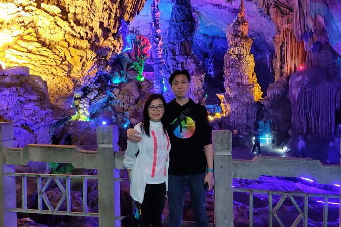 1-Day Guilin Tour to Reed Flute Cave, Xianggong Hill, Bamboo Boat and Night Show - Xingping’s small boat ride and the Li River views