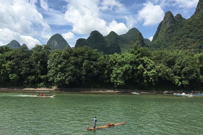 1 Day Li River Cruise from Guilin to Yangshuo with Private Guide & Driver - The 1.5-hour drive back to Guilin
