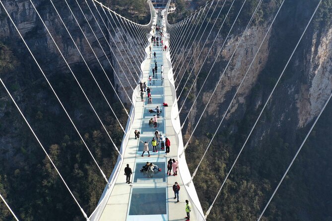 1-Day Private Zhangjiajie Tour to Tianmen Mountain & Glass Bridge - Tianmen Mountain and the long ride toward Heaven’s Gate
