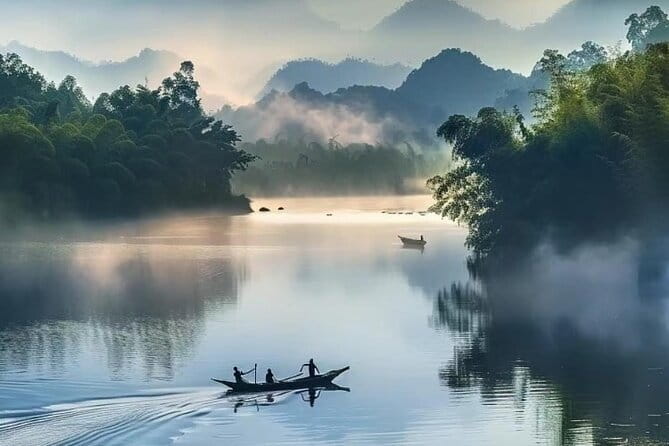 1-Day tour of Guilin-LiRiver cruise-Yangshuo Xianggong hill - The real price and what you receive