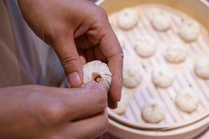 2.5hrs Chinese Kitchen Cooking Class: Xiaolongbao Soup Dumplings - Why xiaolongbao makes such a good Shanghai cooking lesson