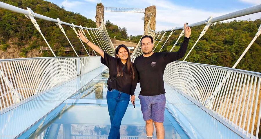 2-Day Avatar Mountain, Glass Bridge, and Mt. Tianmen Tour - What the $99 price really covers