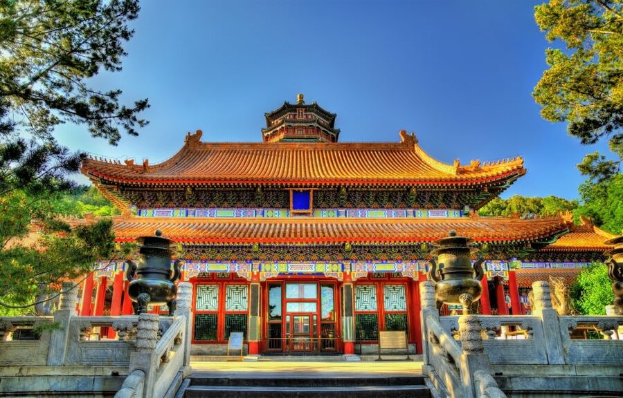 2-Day Beijing Highlights Tour with Peking Duck - Houhai and the old hutongs
