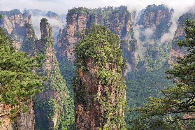 2-Day “Best Of Zhangjiajie”-Avatar World & Tianmen Mountain Tour - The optional painting stop