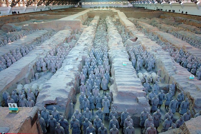 2-Day Classic Xi'an Tour Combo Package: Terracotta Warriors and Downtown Sightseeing - Day one: from your arrival to the Terracotta Army