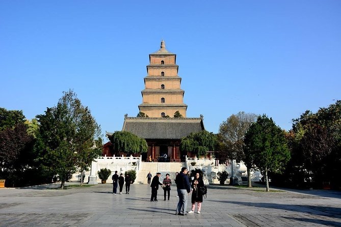 2-Day Classic Xi'an Tour Combo Package: Terracotta Warriors and Downtown Sightseeing - Who should book this experience