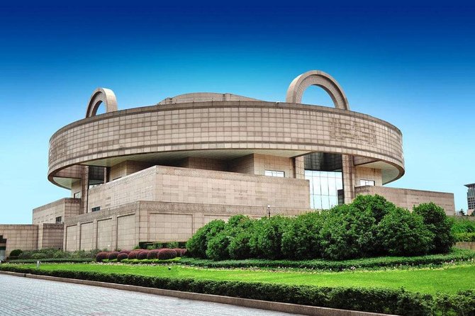 2-Day Shanghai Highlight Tour Combo Package - The Huangpu River cruise and Shanghai’s architectural contrast