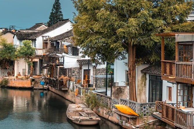 2-Day Zhujiajiao Water Town, Shanghai and Suzhou Private Tour - Yu Garden: Shanghai’s compact classical retreat