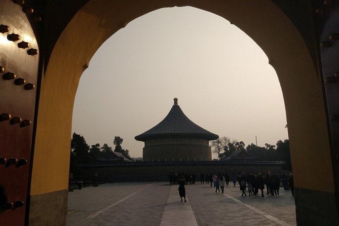 3-Day Beijing Hightlight Tour with Optional Peking Duck & Show - Day one: Tiananmen Square and the imperial center