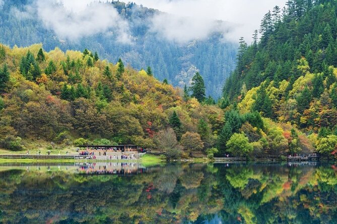 3 Day Private Tour to Jiuzhai Valley and Huanglong - Who should book this three-day route