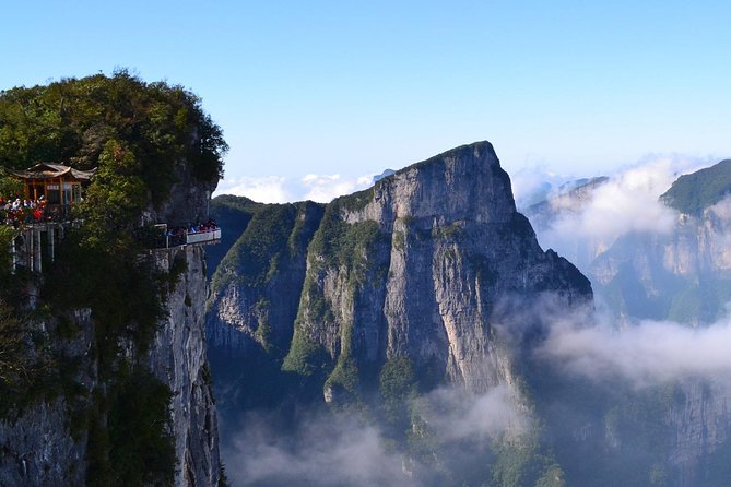 3-Day Private Zhangjiajie Discovery Tour with Glass Bridge - Day One: Golden Whip Brook Before the Glass Bridge