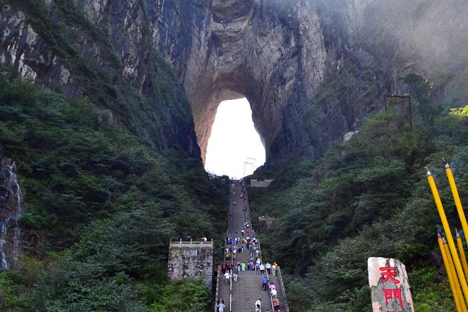 3-Day Private Zhangjiajie Discovery Tour with Glass Bridge - Tianzi Mountain and the High Viewpoints