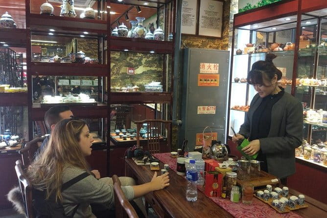 3-hour Morning/Afternoon Tea Tasting on Maliandao Street & Dimsum - Meeting at Wanzi Station on Line 7