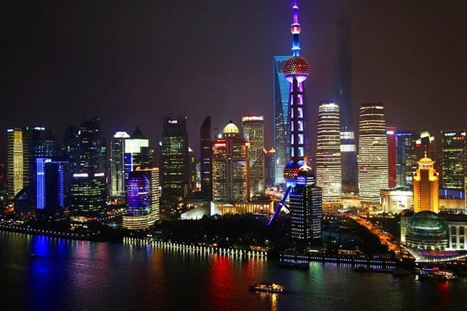 3-Hour Private Customized Shanghai Night Tour - Price, transport, and the real value