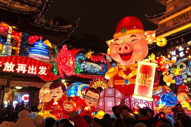 3-Hour Private Customized Shanghai Night Tour - The Huangpu River cruise after dark