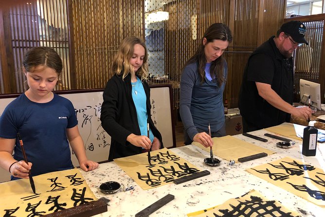 4-Hour Private Tour of Calligraphy Class, Hutong and Dumplings - Dumplings, noodles, and a useful food break