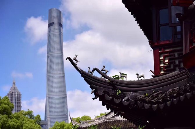4-Hour Shanghai Highlight Tour: Yu Garden and Jade Buddha Temple - A smart half-day introduction to old Shanghai