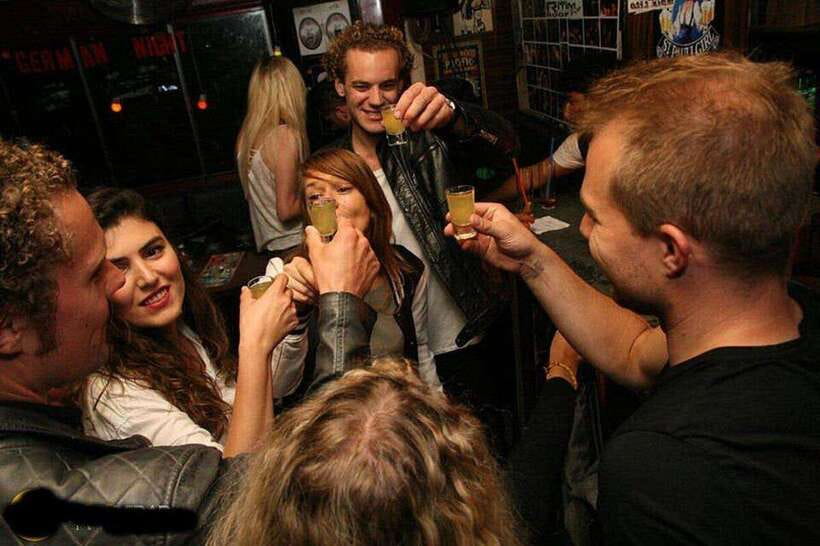 4-Hour Shanghai Pub Crawl (bars & nightclub hopping) - The guide makes the biggest difference