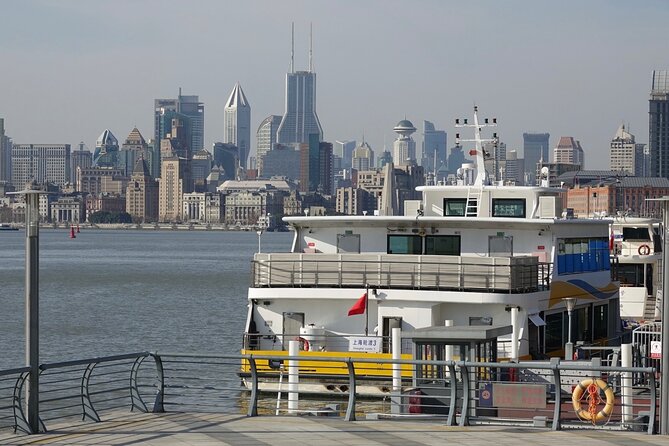 4-Hr Shanghai Tour: Food, Culture, Sightseeing, Cycling, Ferry - Why this Shanghai tour feels different