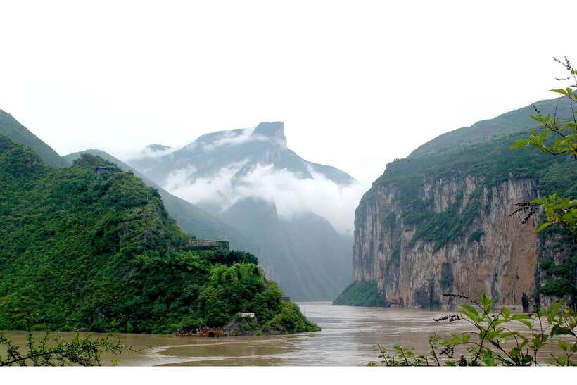 4D3N Yangtze River Victoria Cruise: Chongqing to Yichang - Day two at Shuang Gui Mount and Fengdu