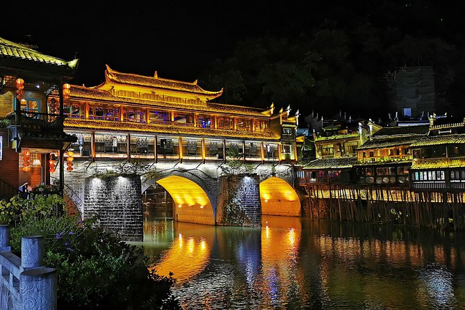 5-Day Combo Package of Zhangjiajie With Fenghuang (By Fast Train) - Day 5: Slow time in Fenghuang Ancient Town