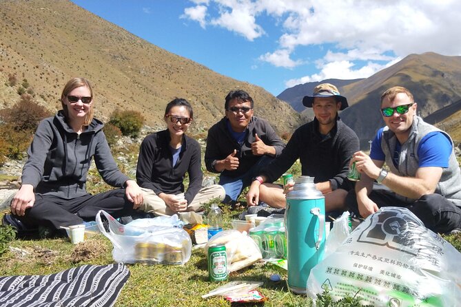 8 Days Lhasa Gyantse Shigatse Mt Everest Group Tour - Lhasa begins with monasteries, museums, and gardens
