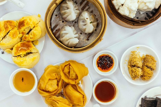 A Taste of Hong Kong: Private Tour With Locals - Tin Hau Temple and old-style skewers