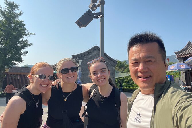 Airport or Hotel Transport to Mutianyu Great Wall - The drivers and service style