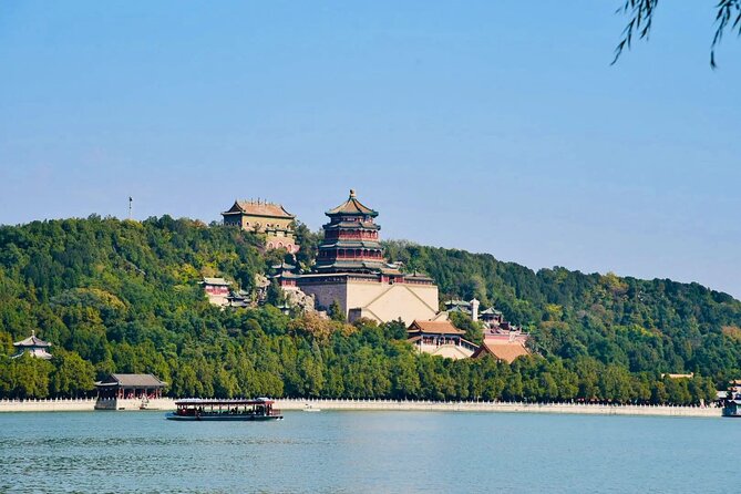 All-Inclusive Day Tour: Mutianyu Great Wall and Summer Palace - The private format makes the long day easier