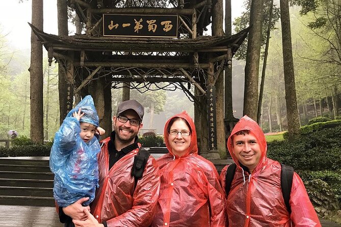 All-Inclusive Private Day Tour of Mount Qingcheng and Dujiangyan - Mount Qingcheng: Taoist temples in a forest setting