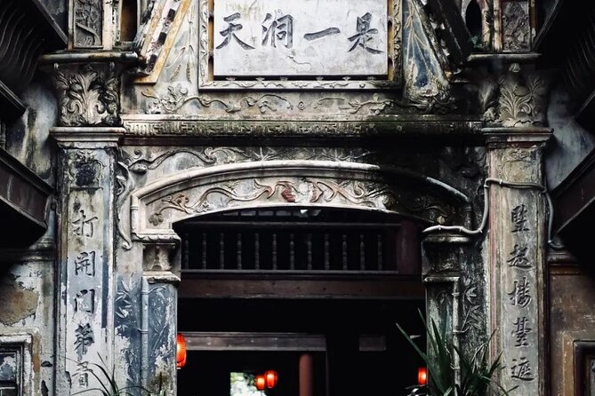 All-Inclusive Private Panda & Hidden Ancient Town Tour - Three Hours Among Chengdu’s Giant Pandas