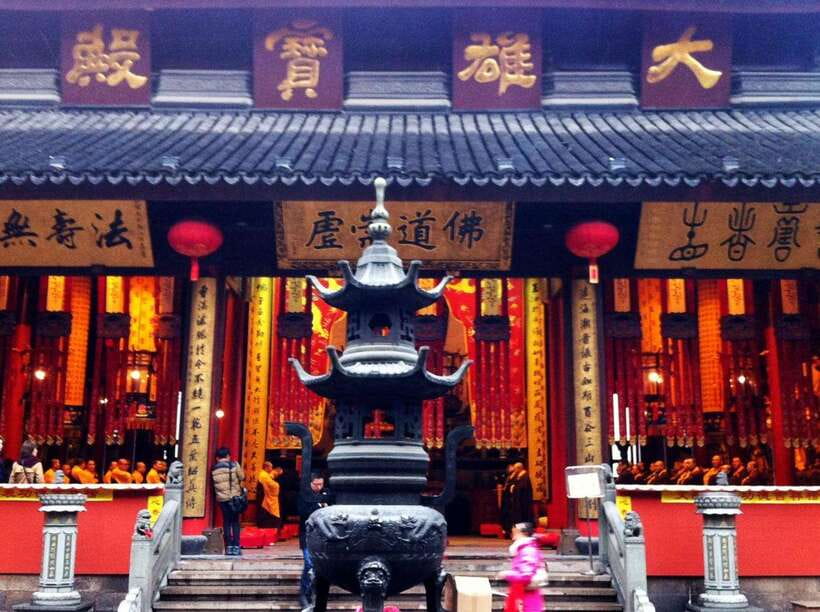 All Inclusive Shanghai City Tour : Old and New Highlights - The guide factor: names worth noting