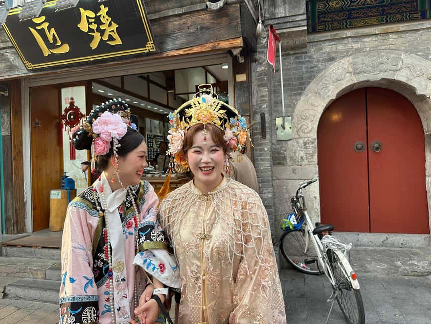 All-Inclusive Tour: Tiananmen Sq, Forbidden City, Great Wall - Mutianyu, cable cars, and the toboggan choice