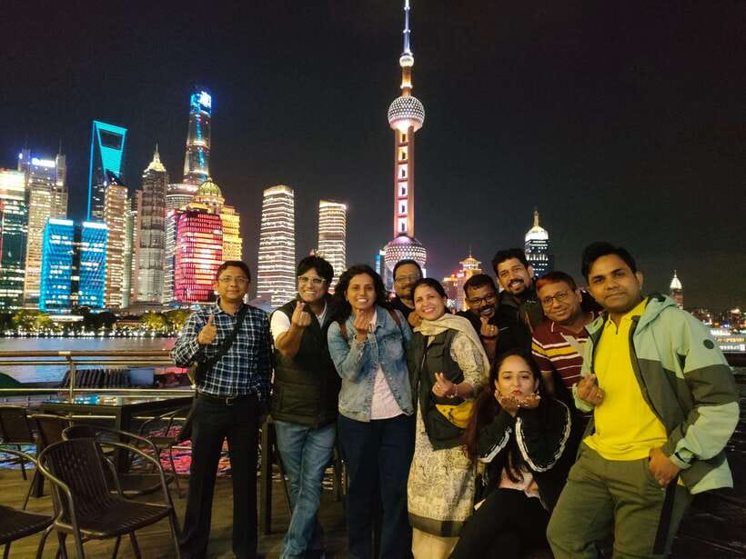Amazing Shanghai Night Lights:River Cruise &Private Transfer - The 50-minute cruise and its main views