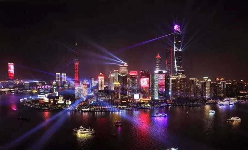 Amazing Shanghai Night Lights:River Cruise &Private Transfer - Who will get the most from this evening