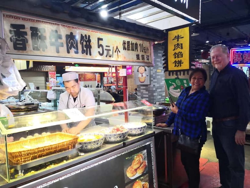 Authentic Old Xi'an Back Alley Food Tour - The guides make the difference
