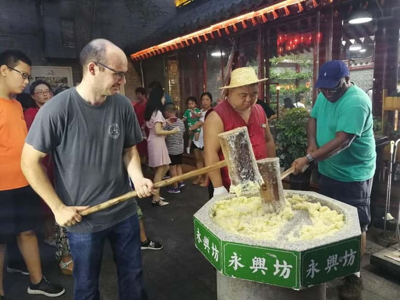 Authentic Old Xi'an Back Alley Food Tour - What the $69 price really covers