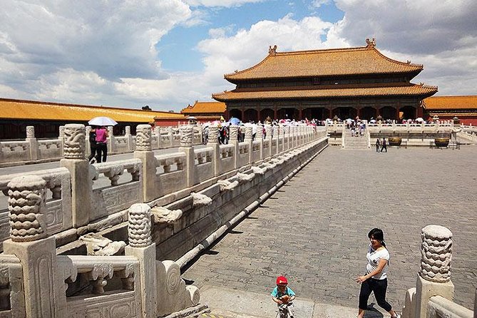 Beijing 2-Day Tours: Great Wall, Forbidden City & Top Highlights - Day one begins with Tiananmen Square