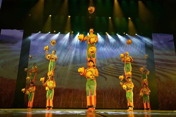 Beijing Acrobatic Show in Red Theater with Guide and Transfer - Timing your Beijing evening