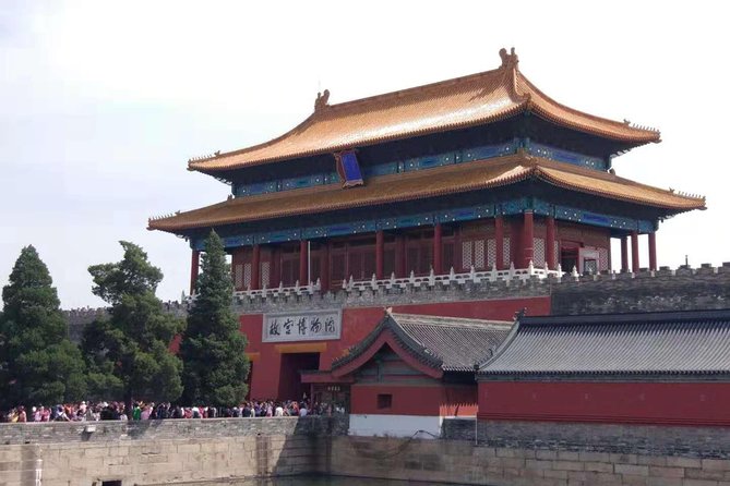 Beijing Airport Layover Forbidden city Great Wall Private Tour - Tiananmen Square in a 30-minute stop