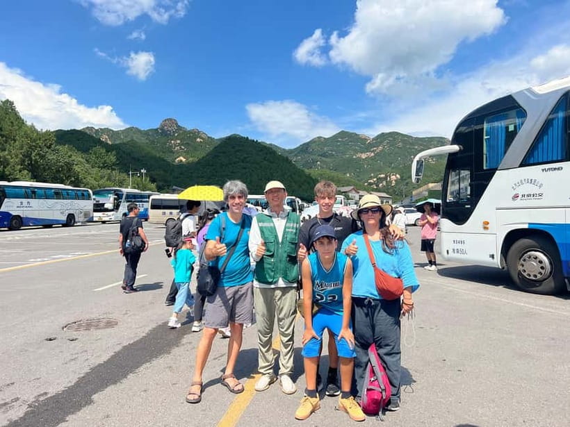 Beijing: Badaling Ancient Great Wall of China Day Trips - Getting to Beitucheng Station and the morning meeting