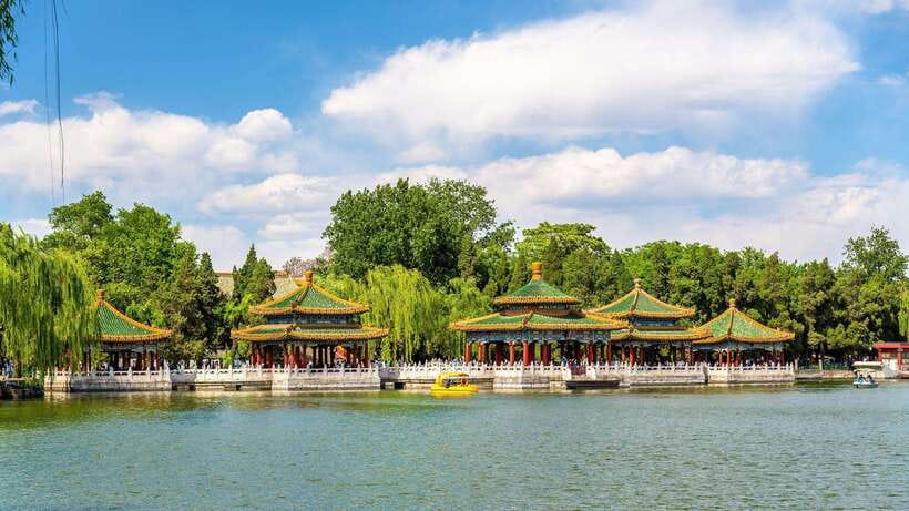 Beijing: Beihai Park Entry Ticket & English PDF Guidebook - A practical three-hour route through the gardens