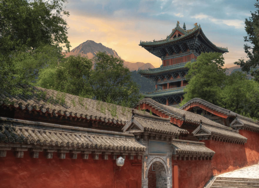 Beijing:Bullet Train Day Tour to Shaolin Temple&Martial Arts - Walking through the halls and courtyards
