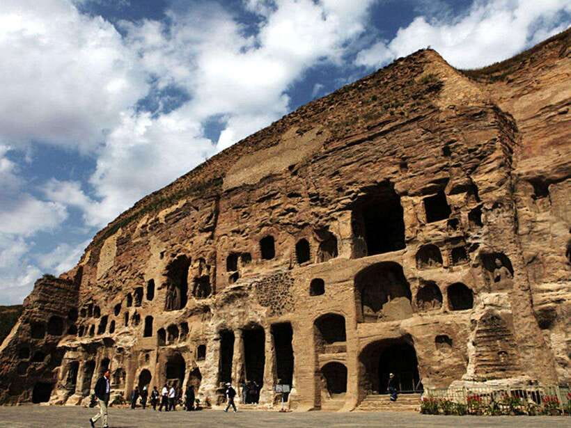 Beijing:Bullet Train Tour to Hanging Temple&Yungang Grottoes - Yungang Grottoes and 252 carved caves