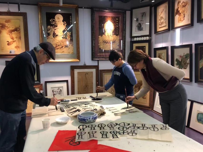 Beijing Calligraphy Class - From first strokes to a finished character