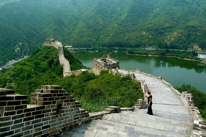 Beijing Forbidden City Skip-the-Line and Huanghuacheng Great Wall Private Tour - Chinese lunch near the Water Great Wall