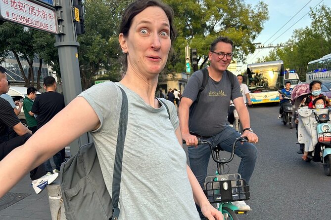 Beijing Highlights-Private Beijing Bike Tour - Shichahai Lake and the old city after dark
