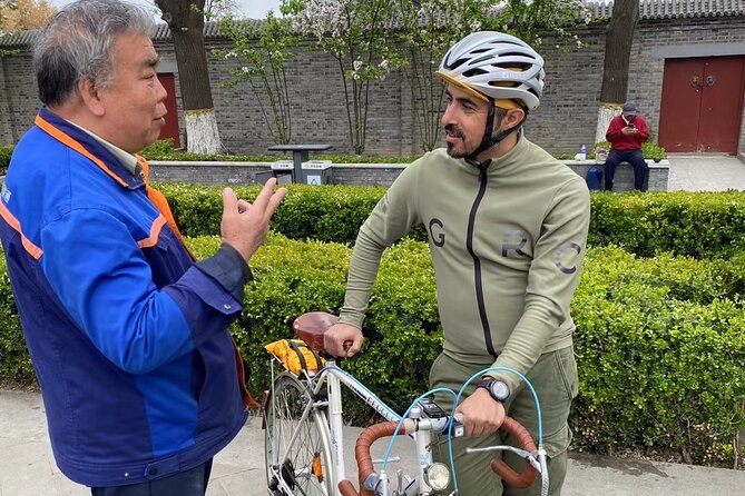 Beijing Highlights-Private Beijing Bike Tour - Wangfujing and the cost of sampling snacks